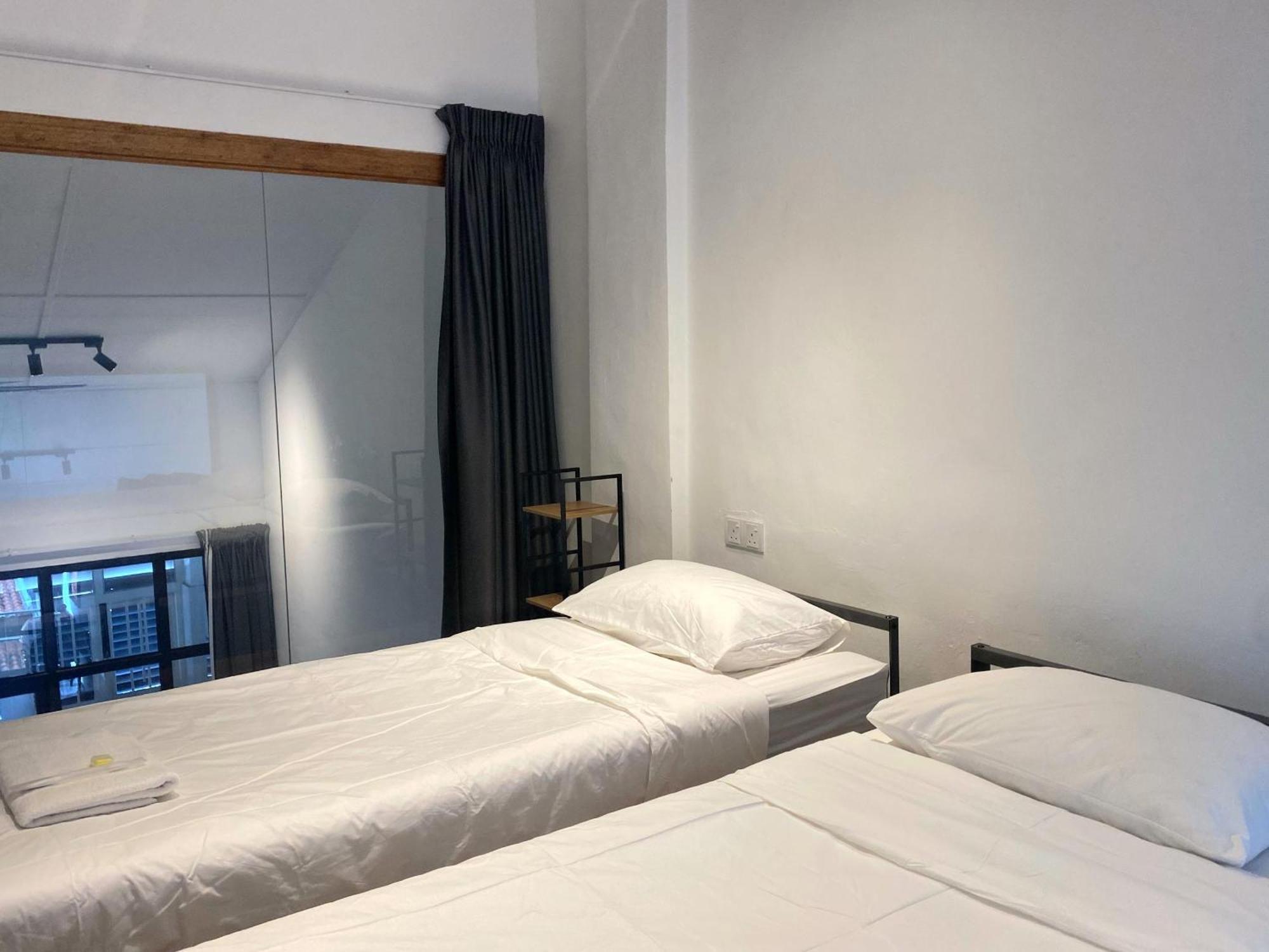 Отель Aayu Stewart George Town Penang Экстерьер фото
